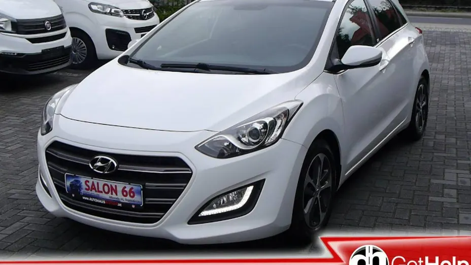 HYUNDAI i30 -