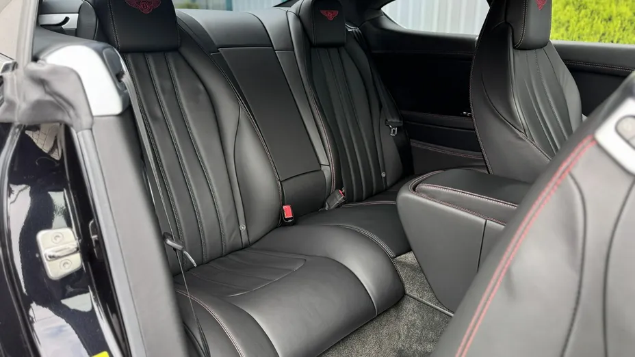 BENTLEY Continental -