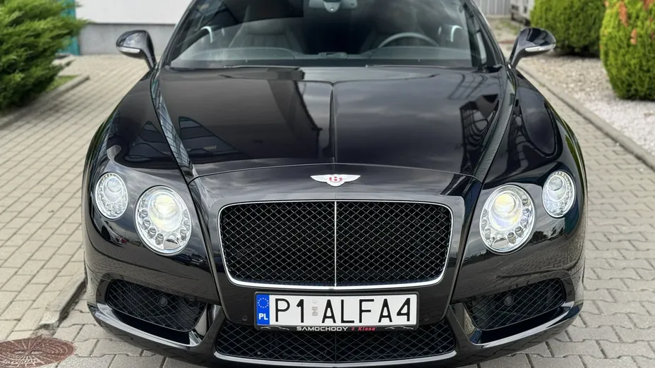 BENTLEY Continental -