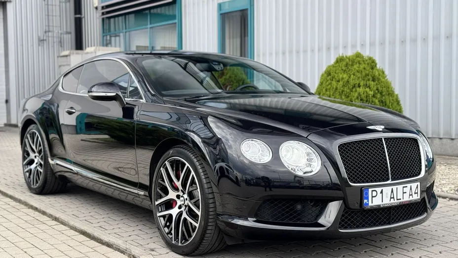 BENTLEY Continental -