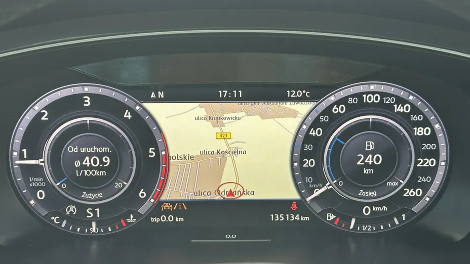 VOLKSWAGEN Tiguan -