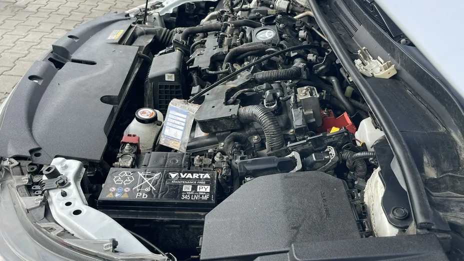 TOYOTA Corolla -