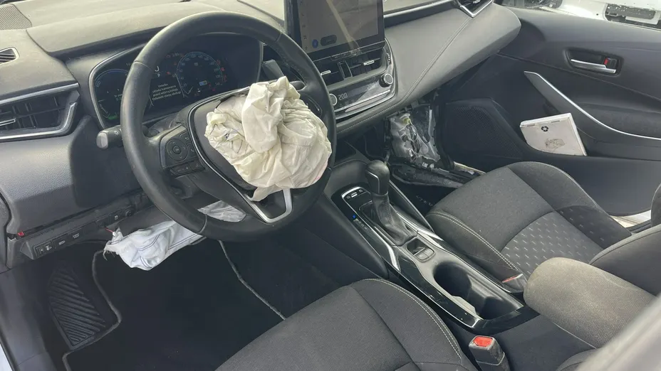 TOYOTA Corolla -