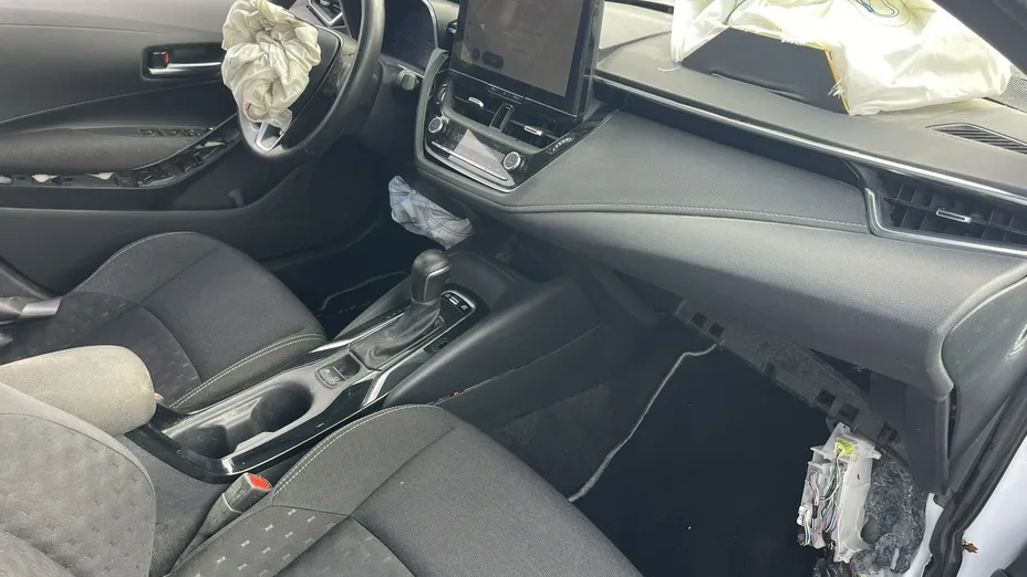 TOYOTA Corolla -