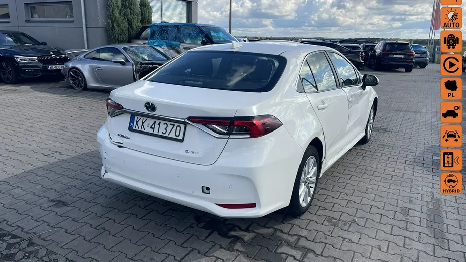 TOYOTA Corolla -