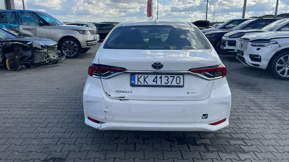 TOYOTA Corolla -