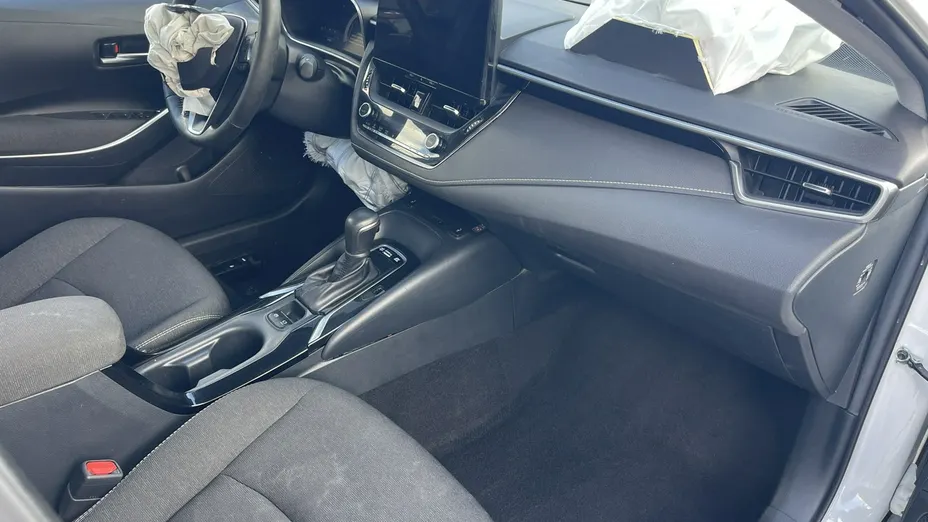 TOYOTA Corolla -