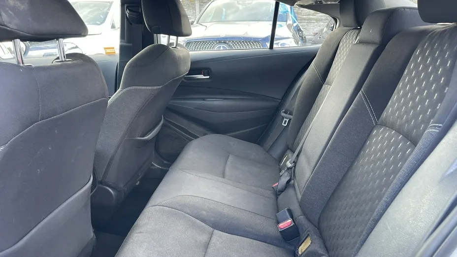 TOYOTA Corolla -