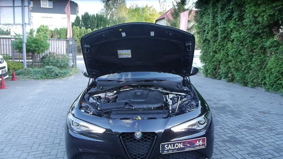 ALFA ROMEO Giulia -