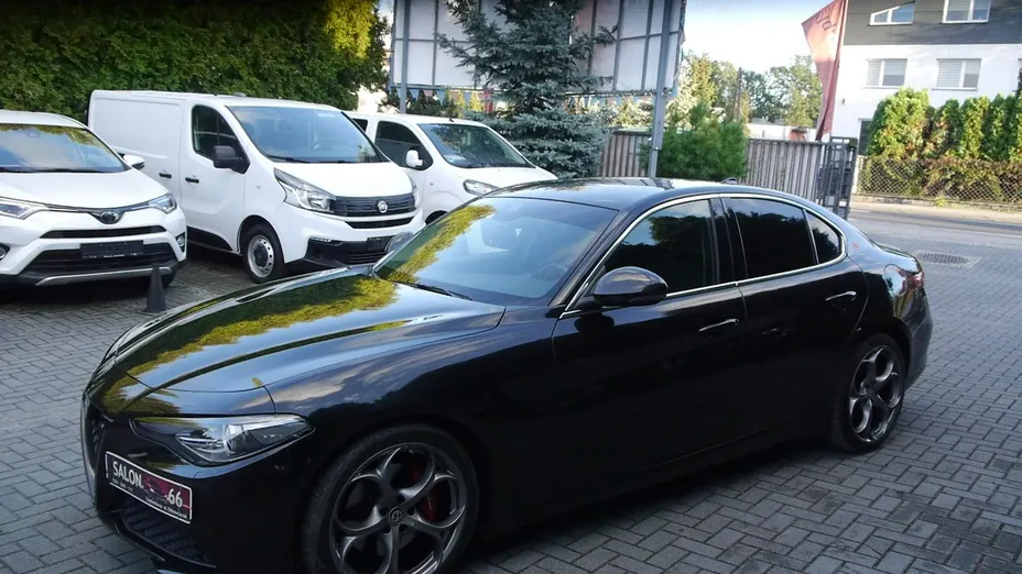 ALFA ROMEO Giulia -