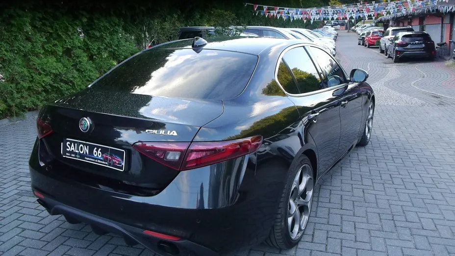 ALFA ROMEO Giulia -