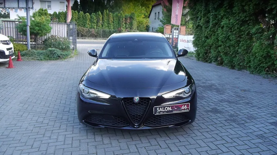 ALFA ROMEO Giulia -