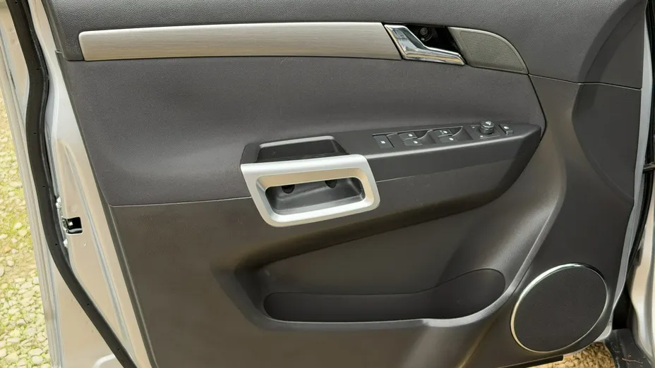 OPEL Antara -
