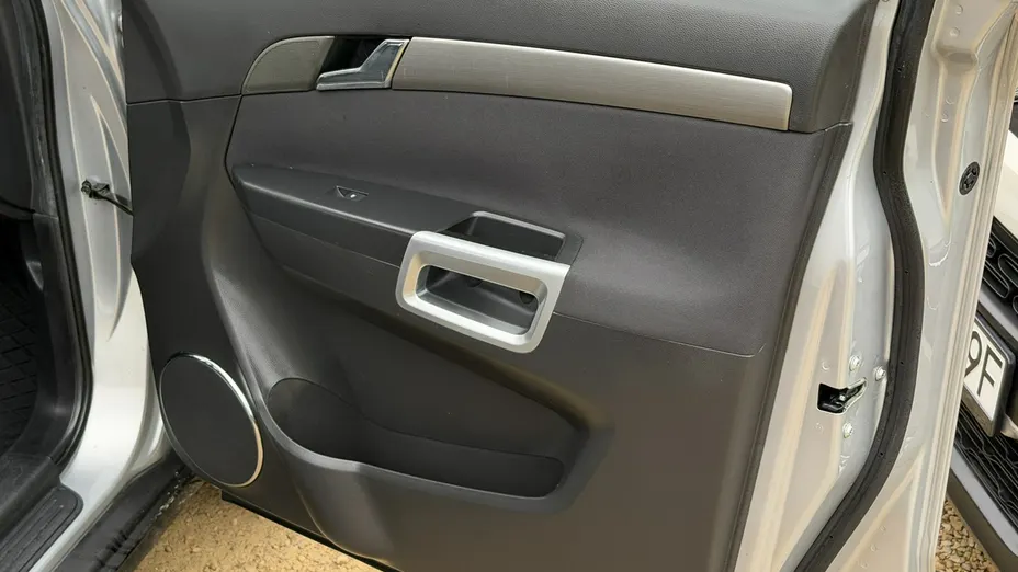 OPEL Antara -