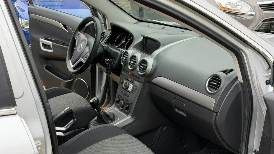 OPEL Antara -