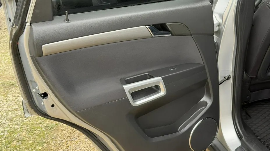 OPEL Antara -