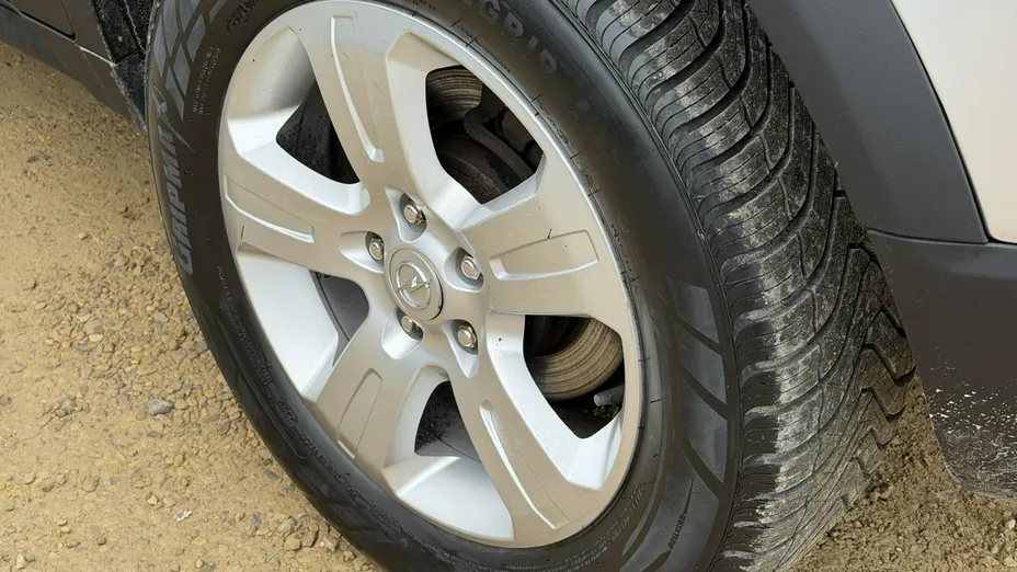 OPEL Antara -