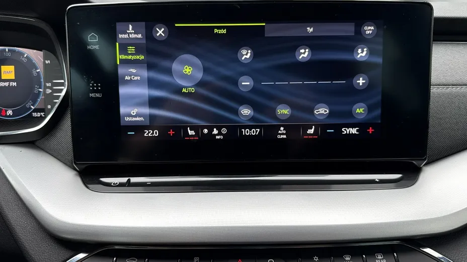 SKODA Octavia -