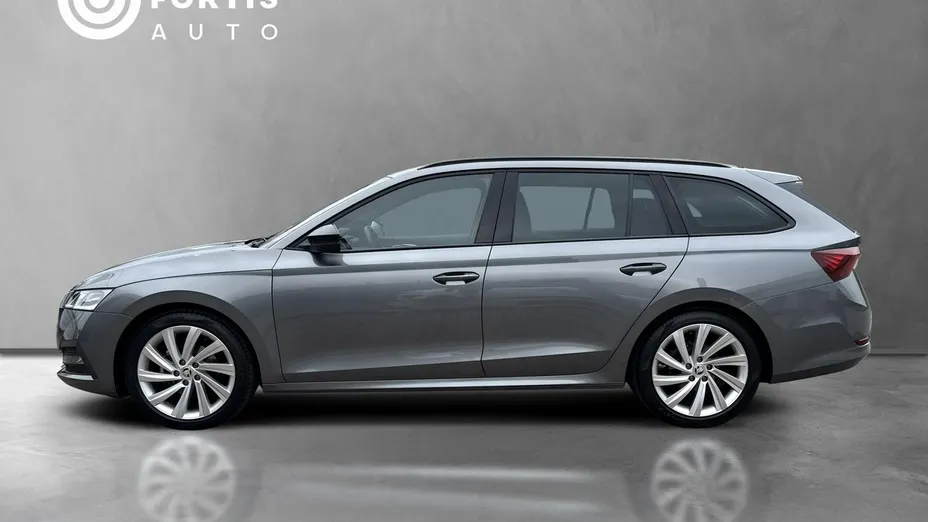 SKODA Octavia -