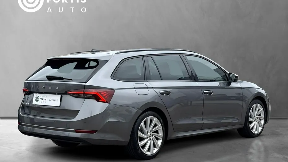 SKODA Octavia -