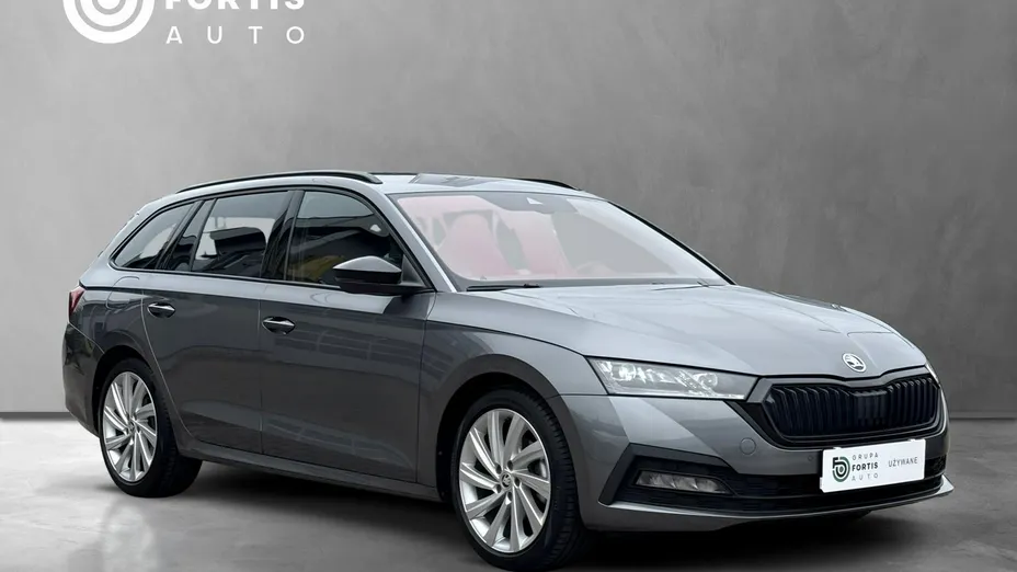 SKODA Octavia -