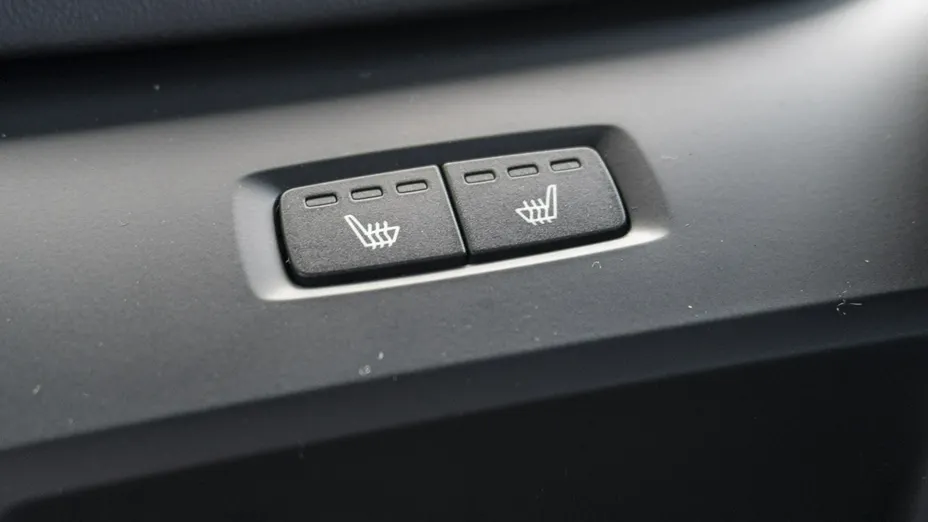 VOLVO V60 -