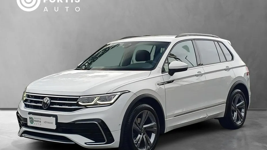 VOLKSWAGEN Tiguan -