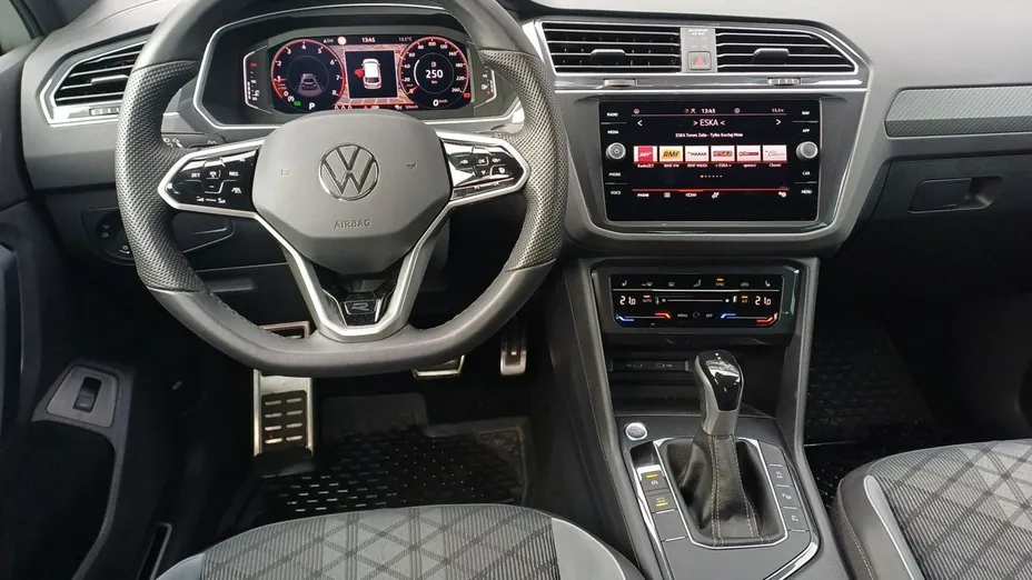 VOLKSWAGEN Tiguan -
