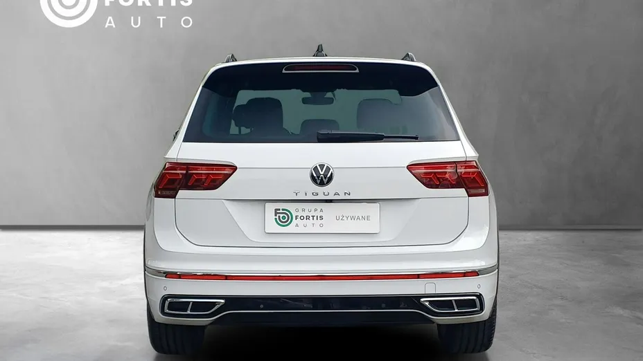 VOLKSWAGEN Tiguan -