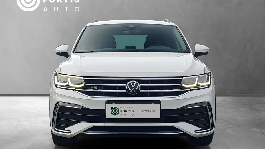 VOLKSWAGEN Tiguan -