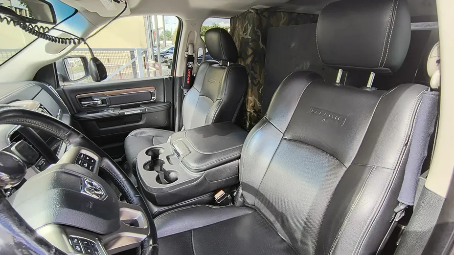 DODGE RAM -