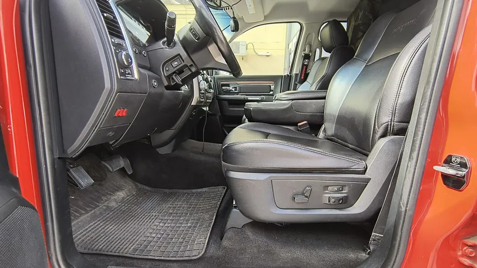 DODGE RAM -