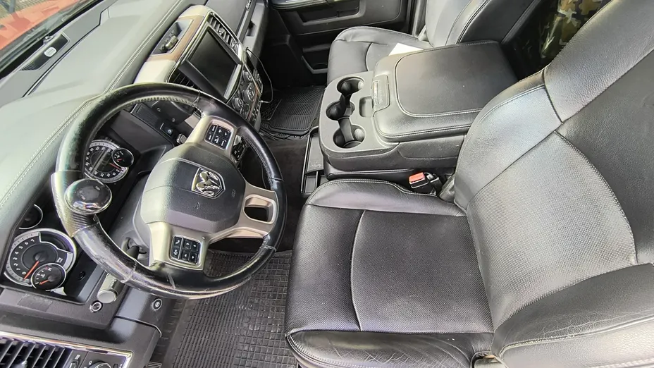 DODGE RAM -