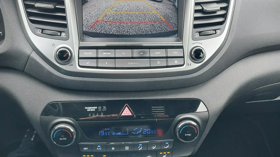 HYUNDAI Tucson -