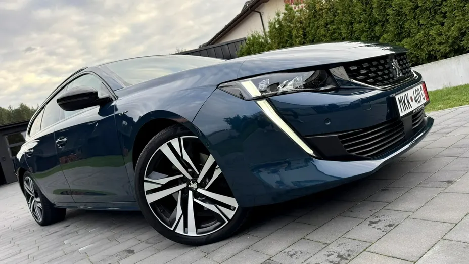PEUGEOT 508 -
