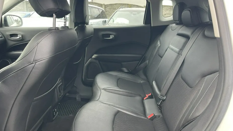 JEEP Compass -