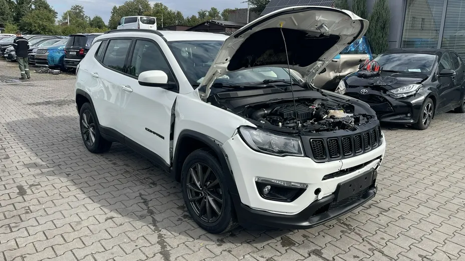 JEEP Compass -