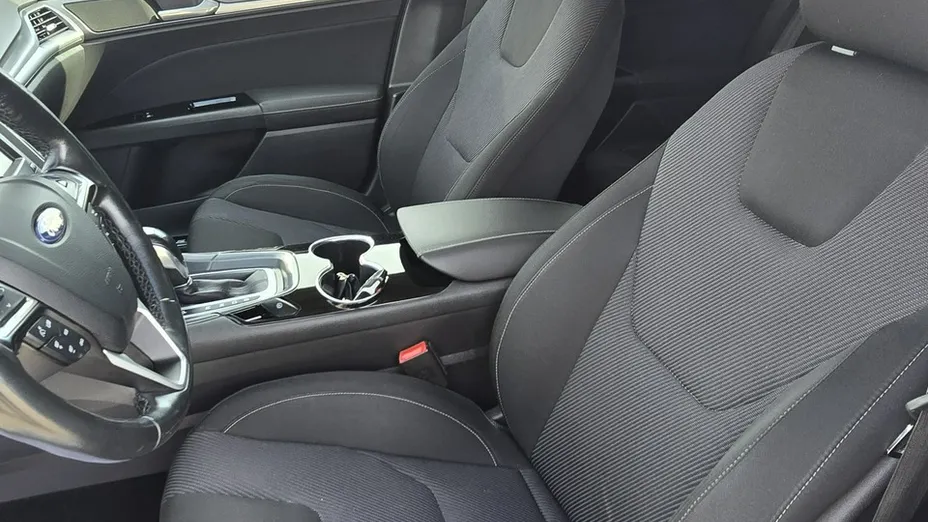 FORD Mondeo -