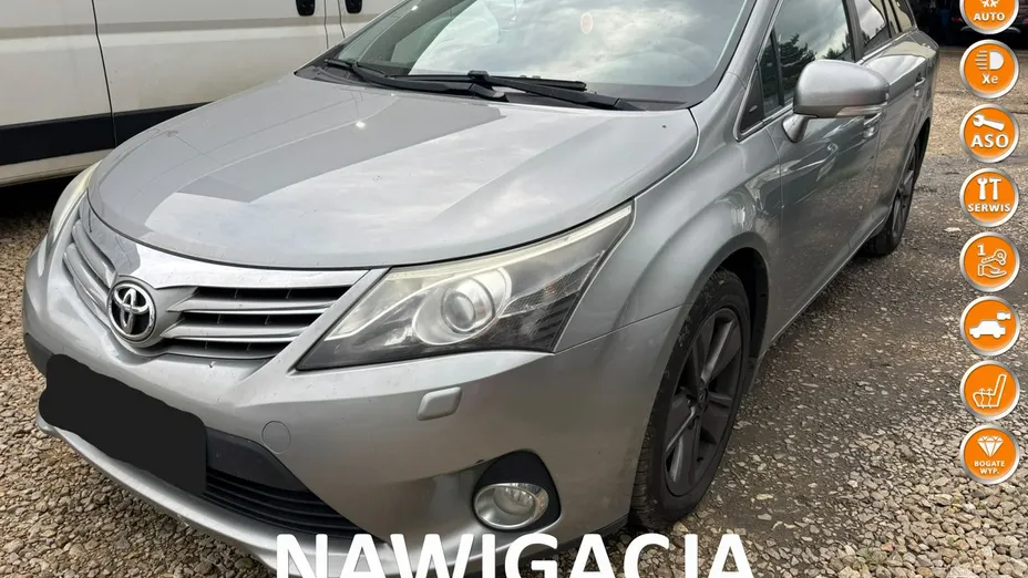 TOYOTA Avensis -