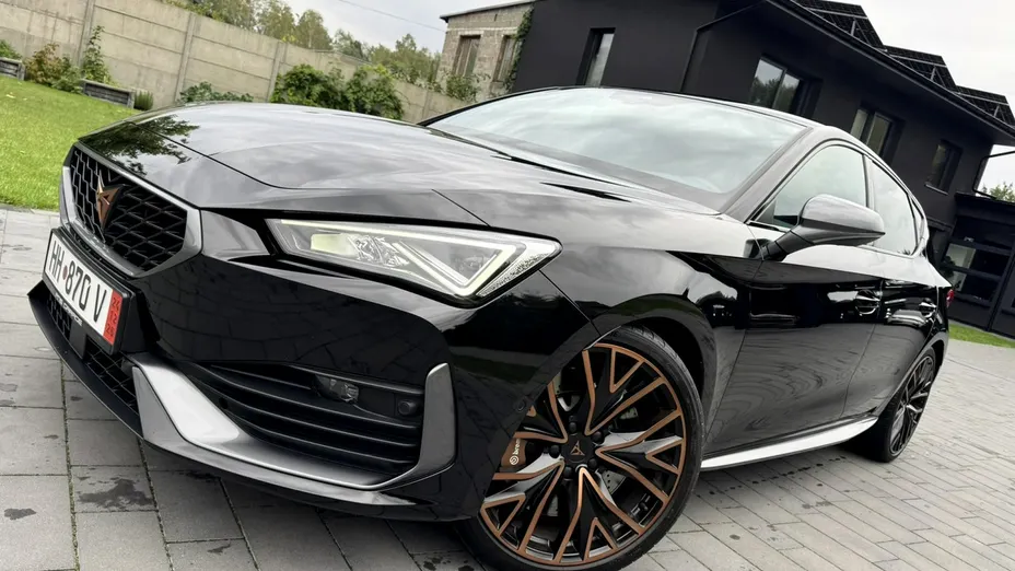 CUPRA Leon -
