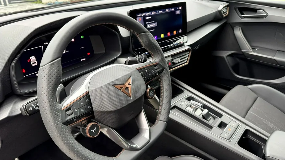 CUPRA Leon -