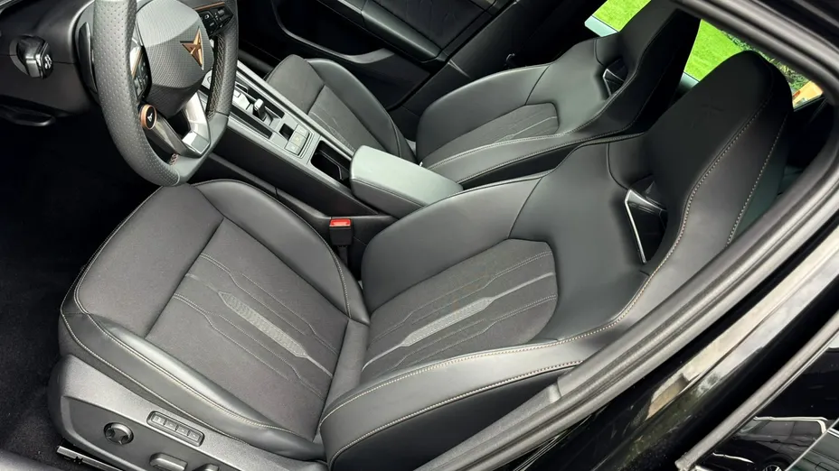 CUPRA Leon -