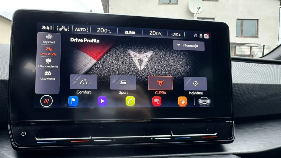 CUPRA Leon -