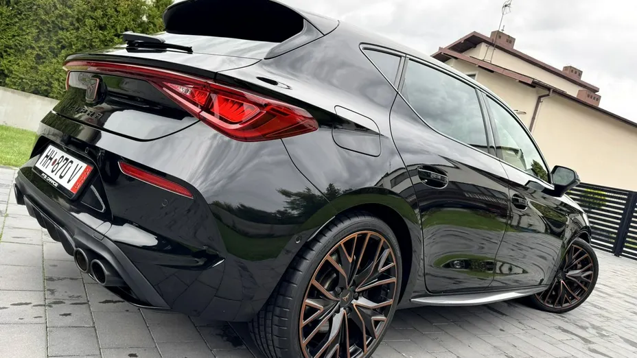 CUPRA Leon -