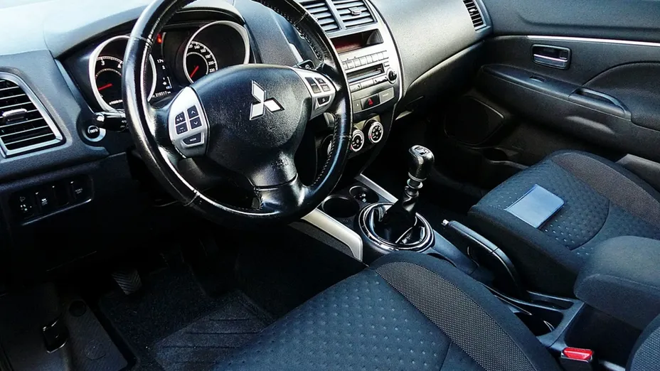 MITSUBISHI ASX -