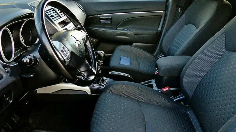 MITSUBISHI ASX -