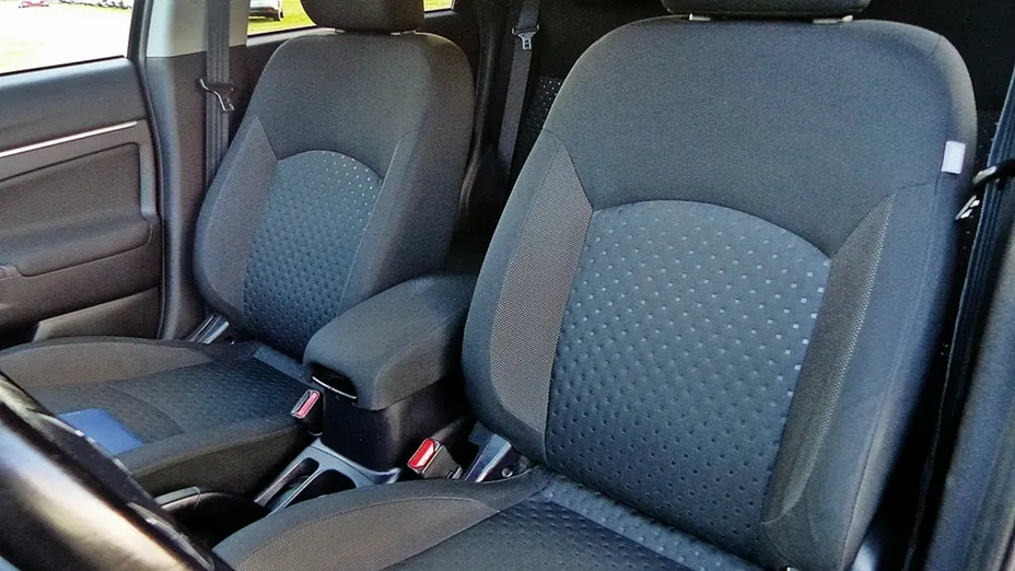 MITSUBISHI ASX -