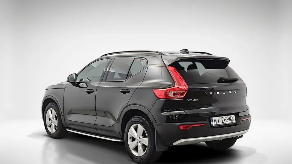 VOLVO XC40 -