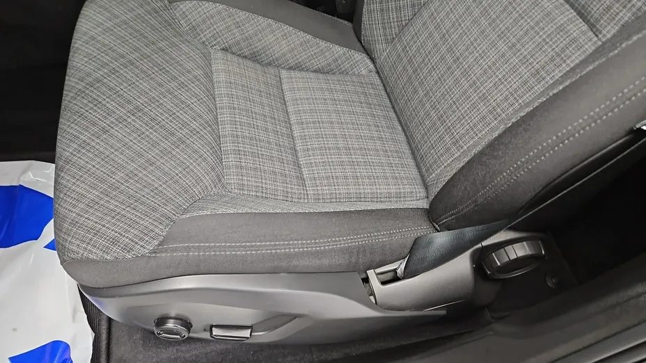 VOLVO XC60 -