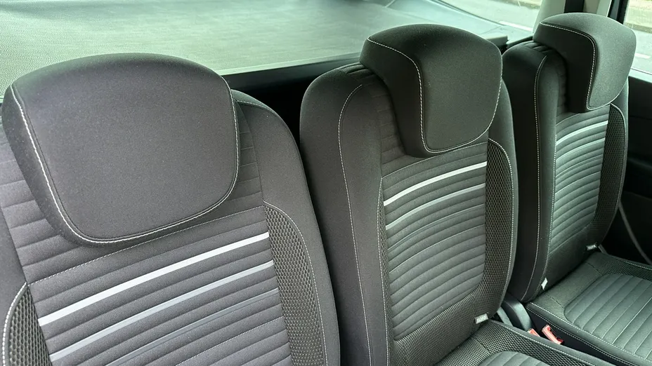 VOLKSWAGEN Sharan -